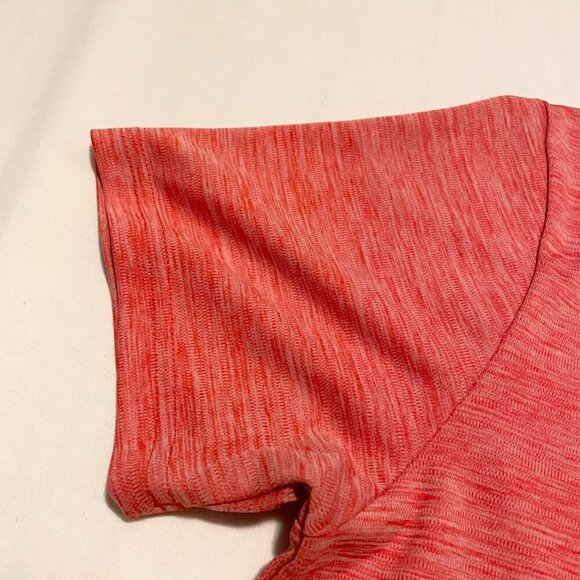 Under Armour Youth Shirt Size XL Heatgear Loose Tshirt Vneck - Picture 13 of 15